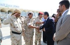 Exiled Yemeni government returns to Aden