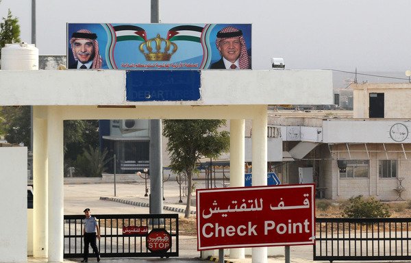 Trade Resumes Between Jordan Syria As Borders Reopen