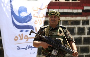 الحوثيون يوجهون العملية التعليمية في مدارس صنعاء