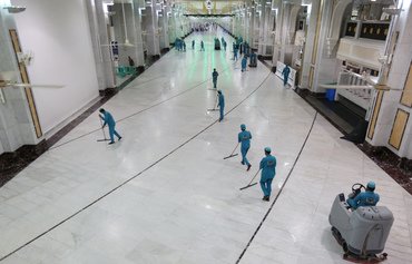 L'Arabie saoudite exhorte les musulmans à reporter les plans du pèlerinage à cause du virus