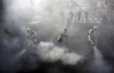 L'Iran met en garde contre des mois de crise alors que les décès causés par le virus atteignent 3 160