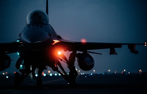 A US F-16 from the Prince Sultan Air Base, Saudi Arabia, undergoes a refueling operation at al-Udeid Air Base, Qatar, on March 1. [CENTCOM]