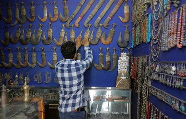 غارت عتیقه جات یمن توسط حوثی ها همانند القاعده قبل از آنان