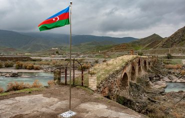 روابط تیره: ایران، منزوی و متروک، در تلاش برای تهدید آذربایجان