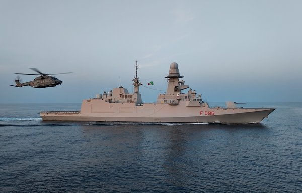 ناوچه آی‌تی‌اس مارتیننگو، که در این عکس متعلق به ۸ مهر در توییتر دیده می‌شود، همان روزها به عملیات آگنور پیوست. [نیروی دریایی اتحادیه اروپا در سومالی]