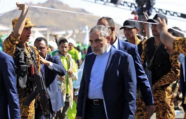وفاة مبعوث إيران لدى اليمن في طهران بعد عملية إجلاء طبي