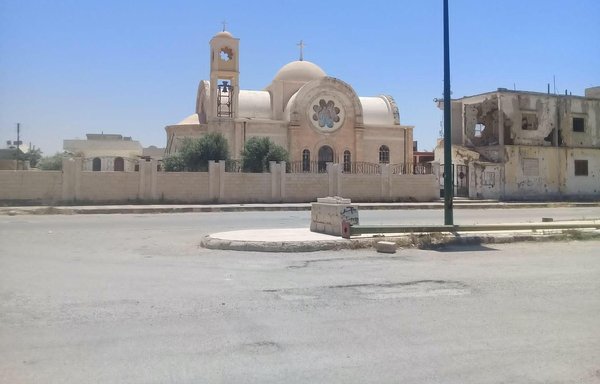 خسارت‌های وارده به بخش‌هایی از شهر القصیر سوریه در جریان نبردهایی که حزب‌الله در آن شرکت داشته هنوز در این عکس بدون تاریخ دیده می‌شود. [هادی‌العبدالله]