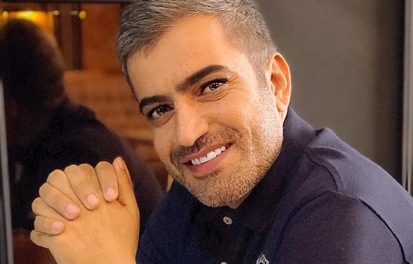 در این عکس که در فروردین‌ماه ١٣٩٩ در اینترنت منتشر شده است شهرام پورصفی، معروف به مهدی رضایی، دیده می‌شود. او متهم به توطئه برای ترور جان بولتون، مشاور سابق امنیت ملی ایالات متحده است. [حساب فیس‌بوک شهرام پورصفی]