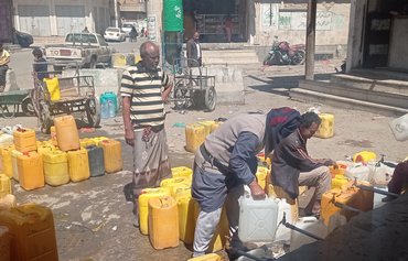 اليونسيف: أكثر من نصف سكان اليمن بحاجة ماسة إلى مياه وخدمات صرف صحي