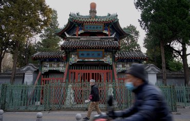 Muslims resist Beijing's campaign to demolish mosques, 'sinicise' Islam