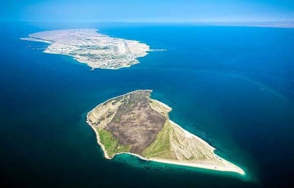 جزایر سه‌گانهٔ خلیج فارس همواره موضوع اختلاف نظر بین ایران و امارات متحدهٔ عربی بوده است. [خبرگزاری آنا]